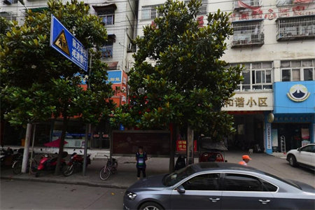 龙都龙都现代城2室2厅1卫55.9万81m2出售